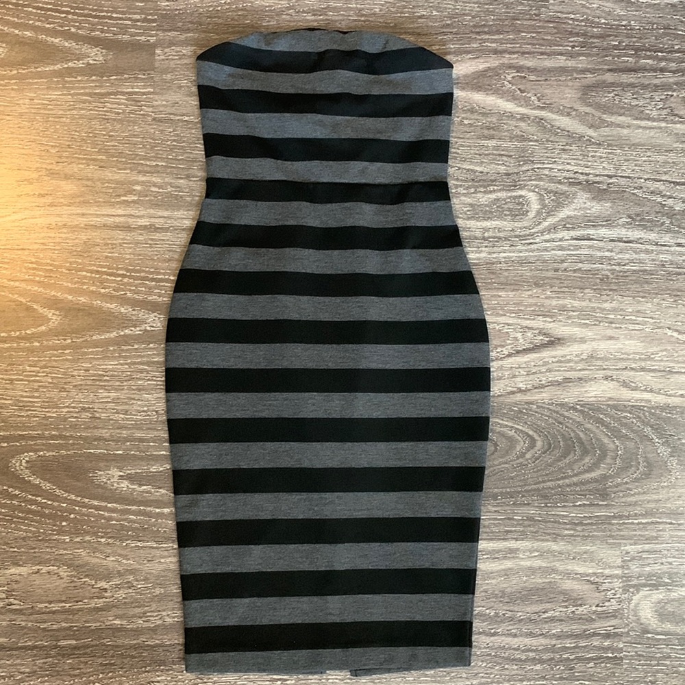 Express Strapless Bodycon Midi Dress